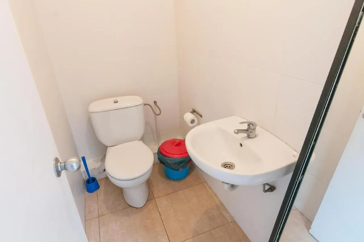 Room In Guest Room - Private Room With Sunny Terrace Of 200M2 3 Barcelona Guest house